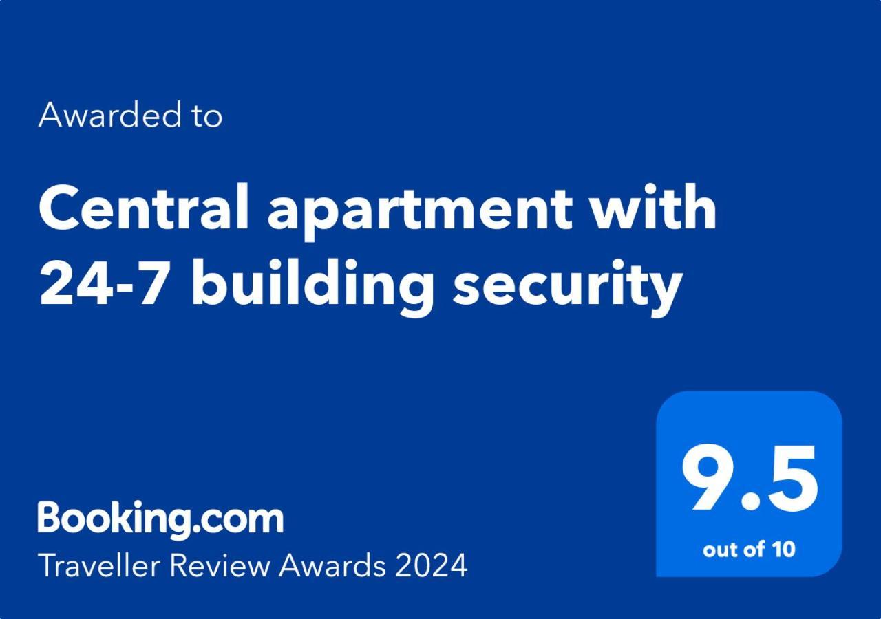 Central Apartment With 24-7 Building Security Novi Sad Esterno foto